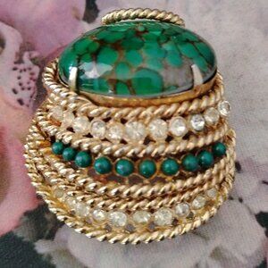 ❤️Vintage 50's COROCRAFT Green Agate Rhinestone Bold Chunky Gold Tone Pin Brooch